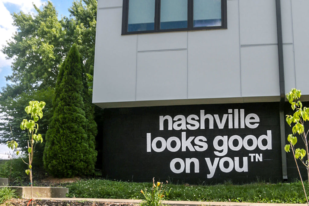 Nashville Looks Good On Youᵀᴺ Stickers – nashᵀᴺ